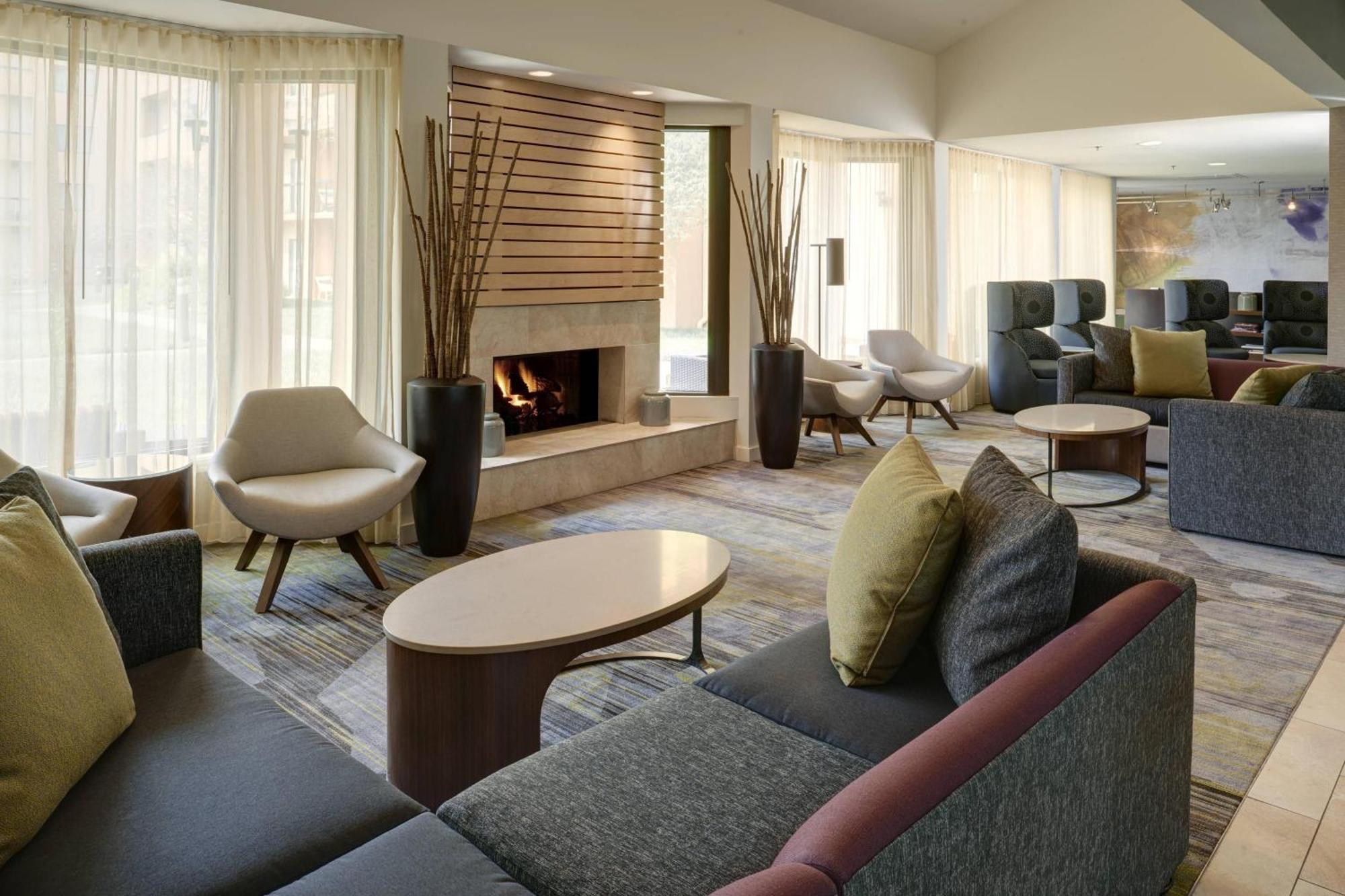 Hotel Courtyard By Marriott Indianapolis Airport Zewnętrze zdjęcie