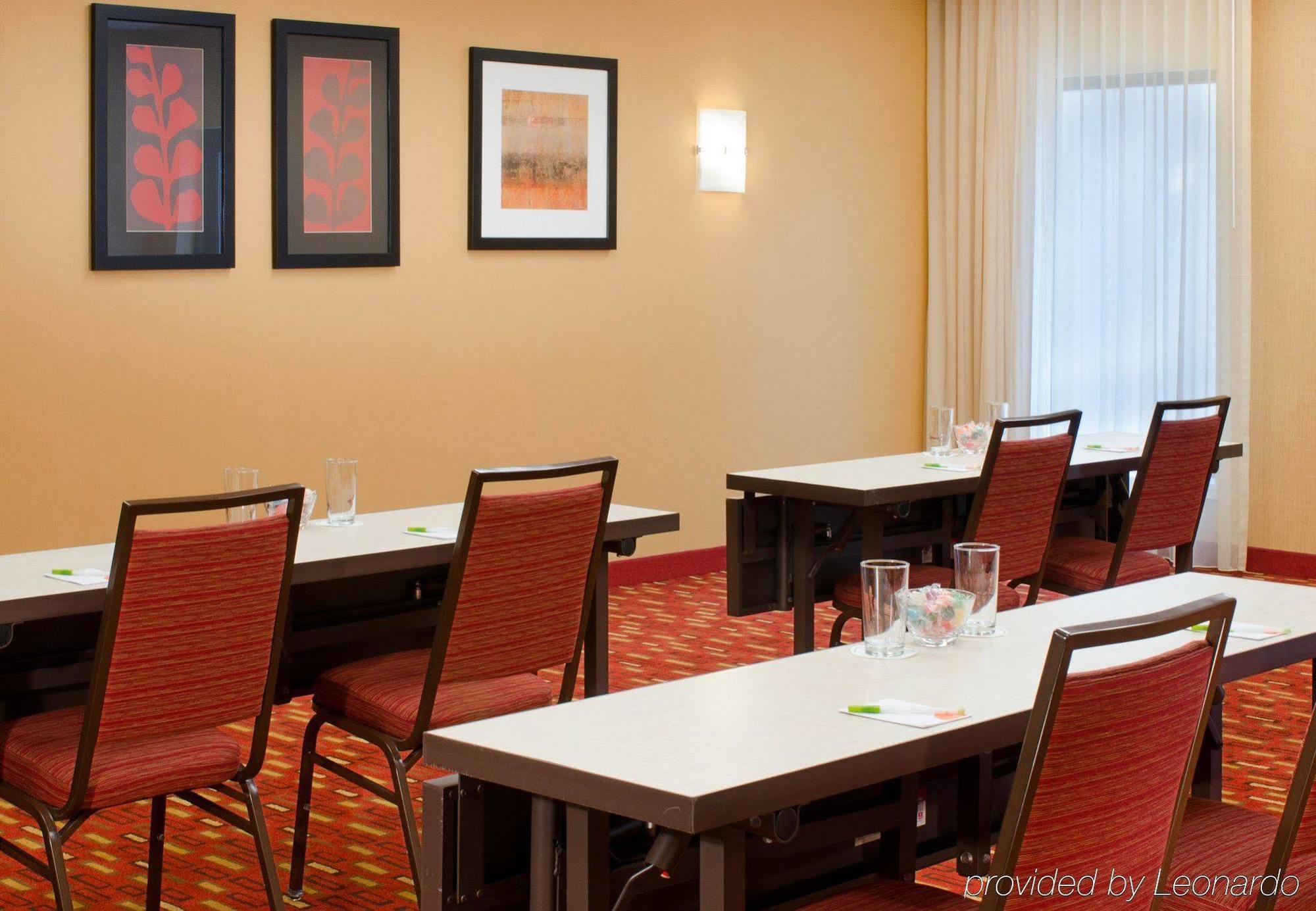 Hotel Courtyard By Marriott Indianapolis Airport Zewnętrze zdjęcie