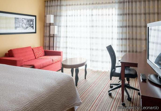 Hotel Courtyard By Marriott Indianapolis Airport Zewnętrze zdjęcie